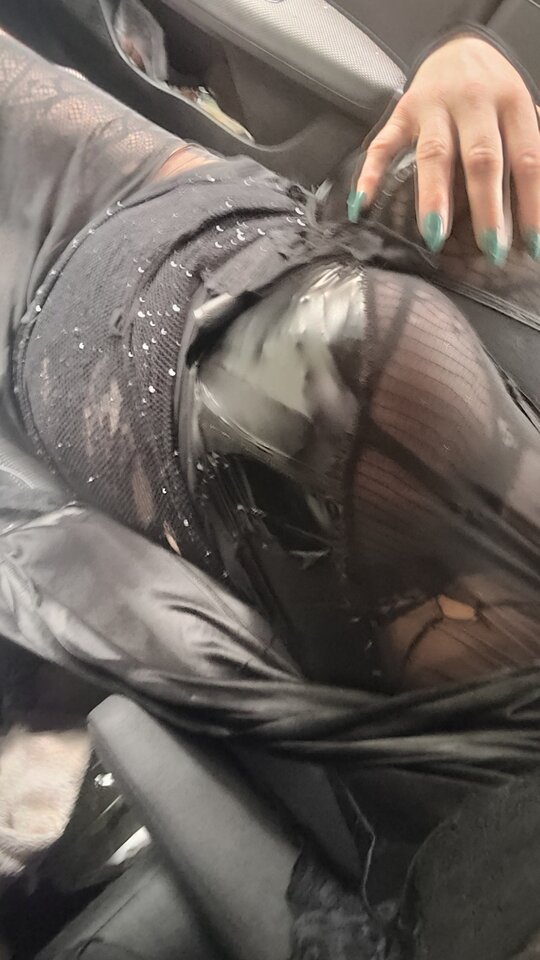 1000161724.jpg - paulstarkface