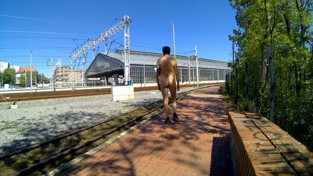 Krzysztof_cfnm
