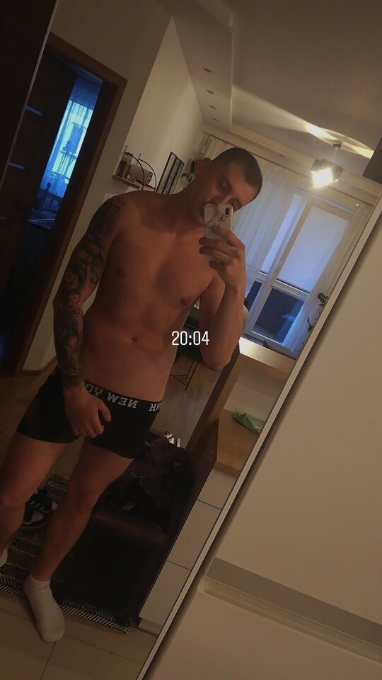 Snapchat-1906329305.jpg - Davidekekekjsh