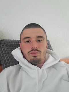 943.jpg