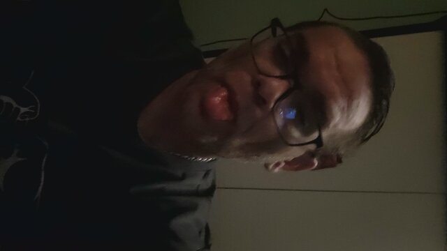 Wielbiciel86squirtuWwa