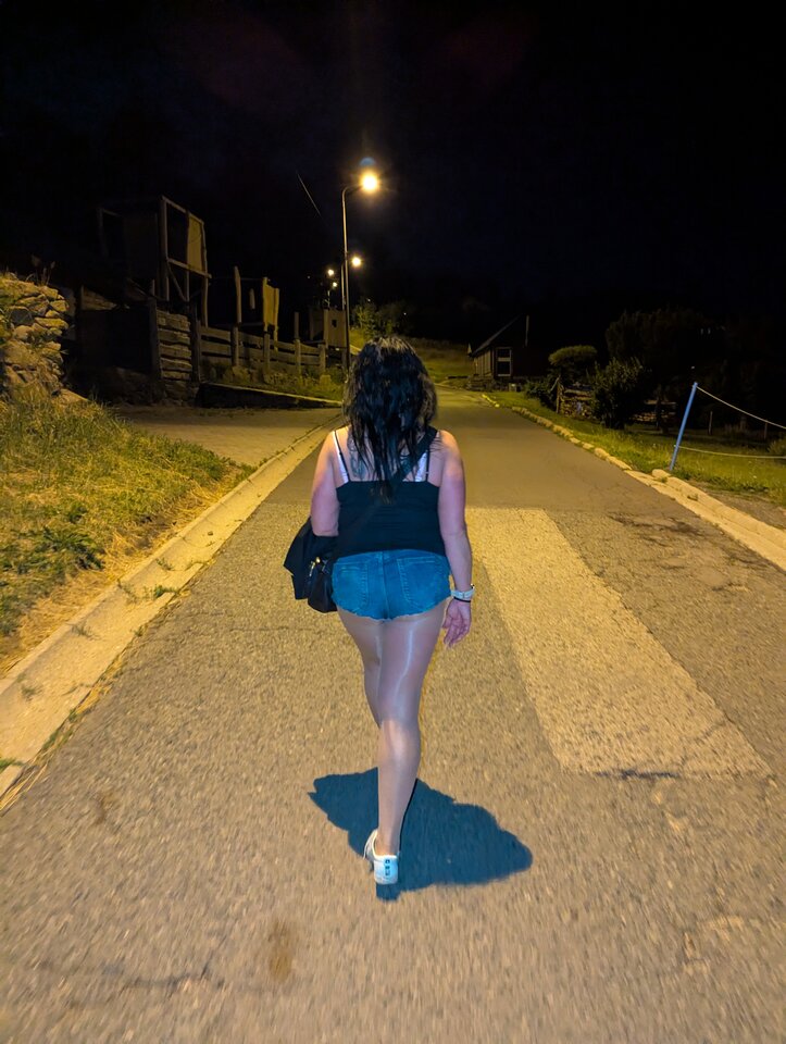 1000018673.jpg - m2022
