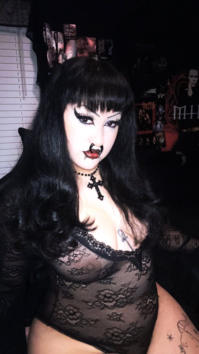 GothDomina