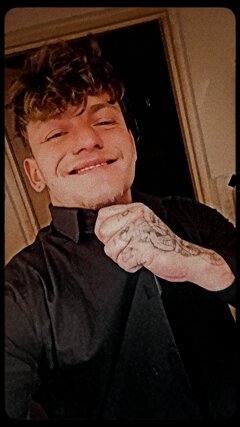 😁