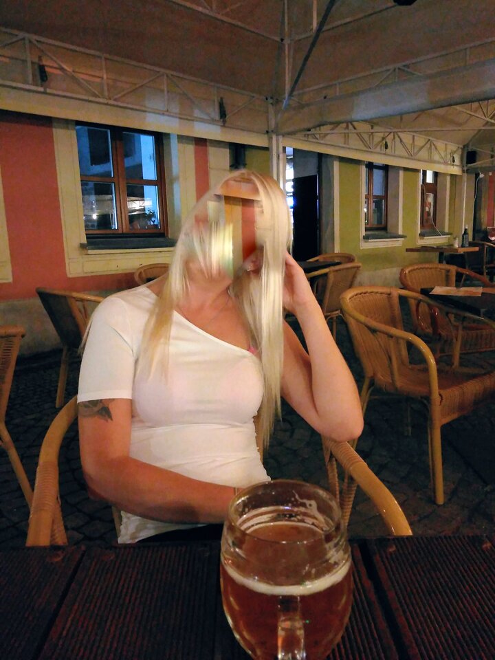 Jakąś pani na drinka z nami ? - OnaonNl
