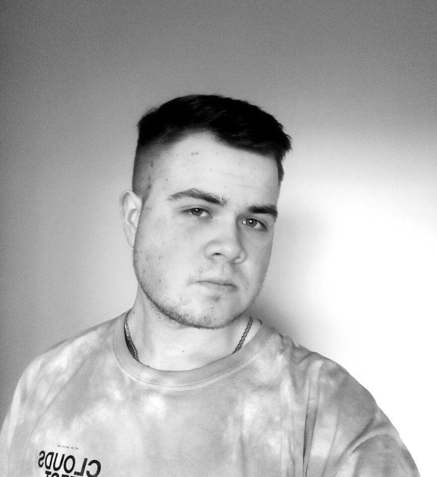 1000002900.jpg - DonnyB