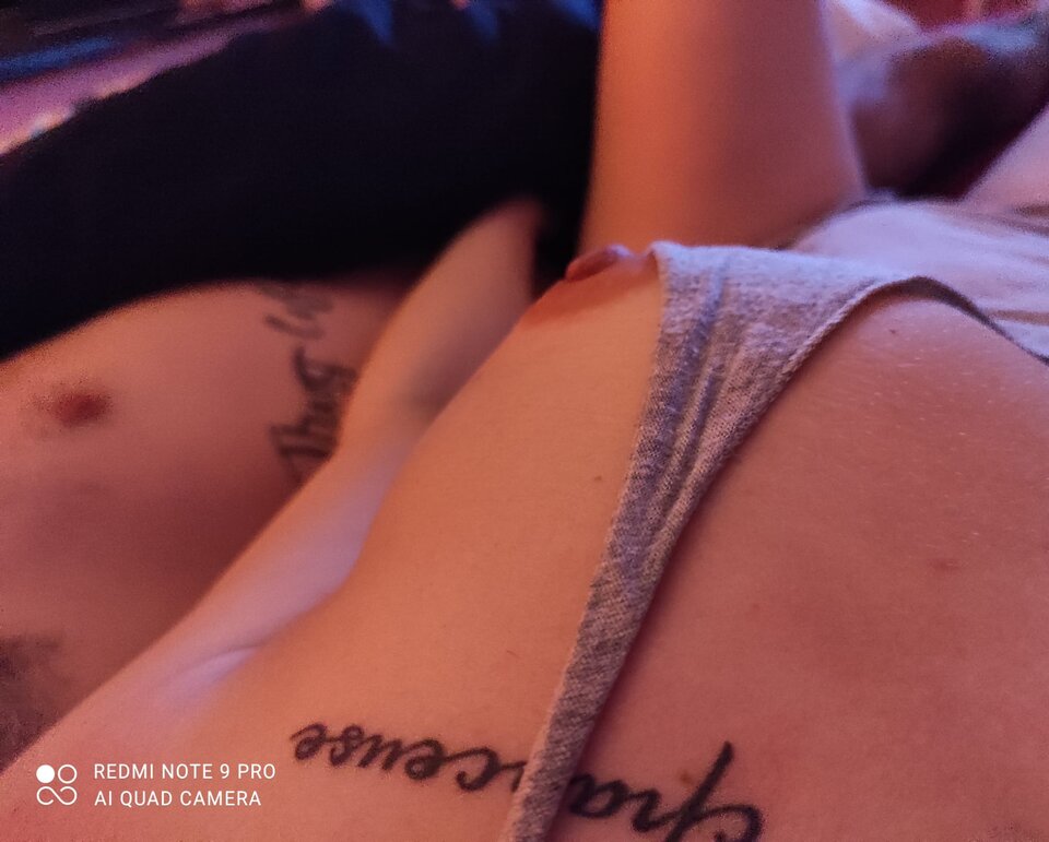 IMG-20230512-WA0000.jpg - HotLips07