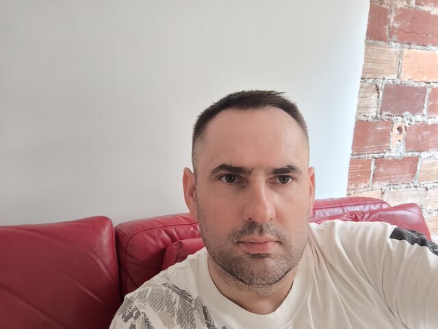 Tomek24532453