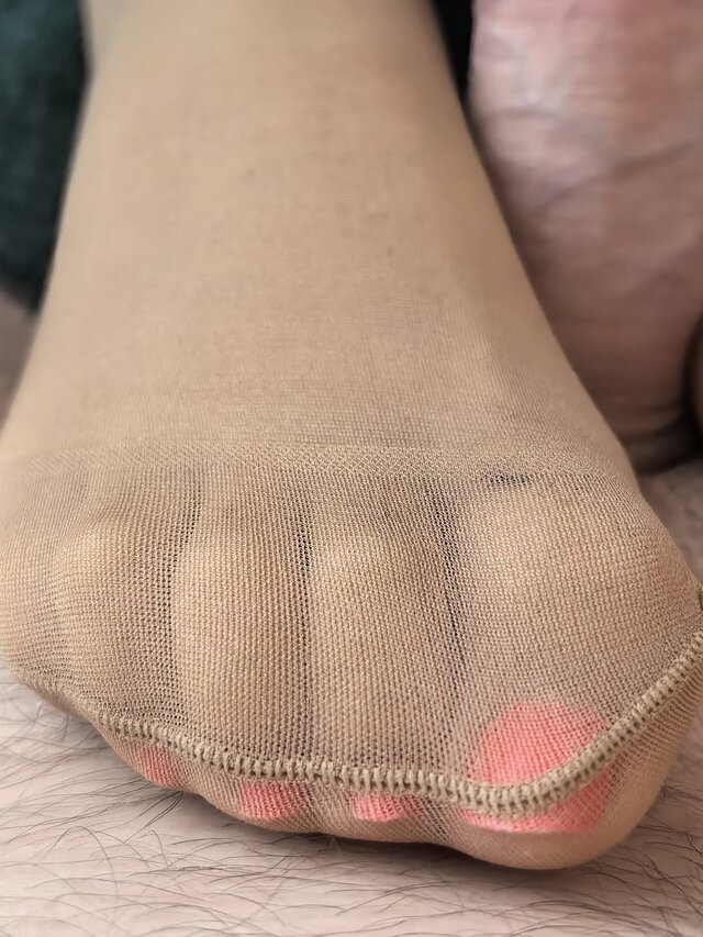 Nylonfoot1