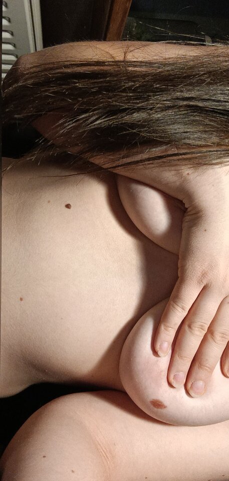 10558.jpg - FeetQueen99