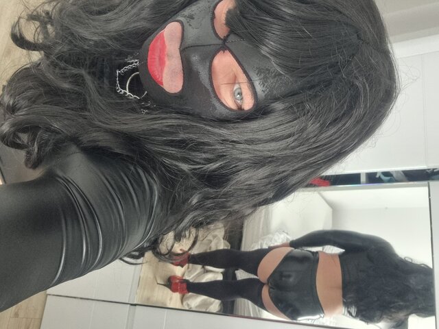 Leatherkinia89