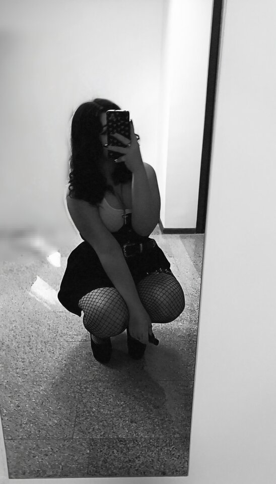 Był sens wracać? - FeetQueen99