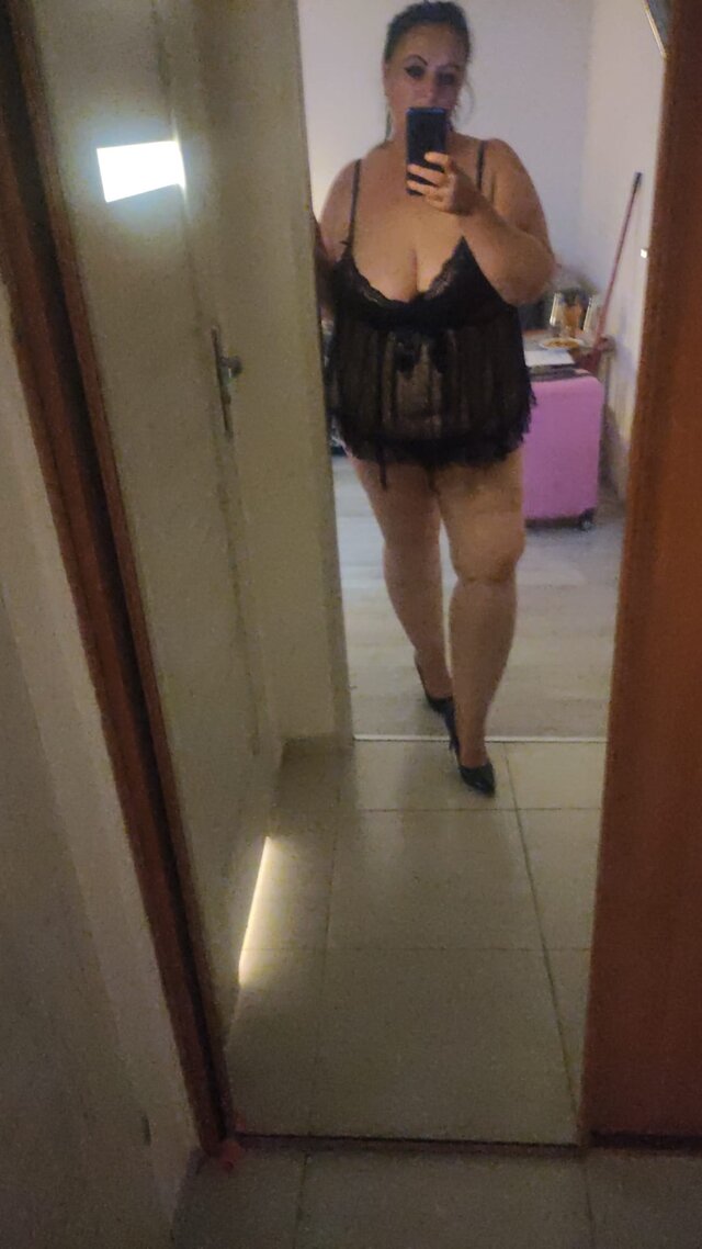 IzaBella341984
