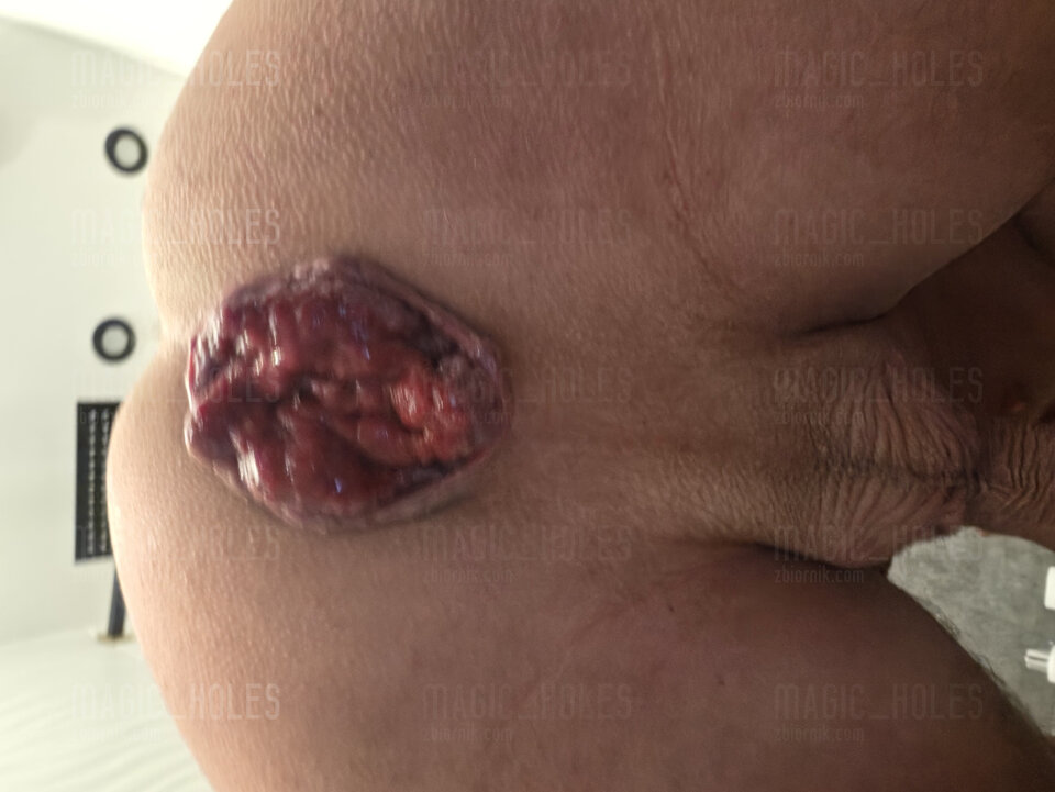 7427.jpg - Magic_Holes